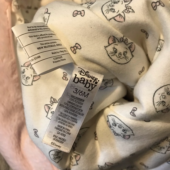 ❌SOLD❌ 3-6M Like New Disney Baby Aristocats Marie softest cute bunting footed - Picture 7 of 8